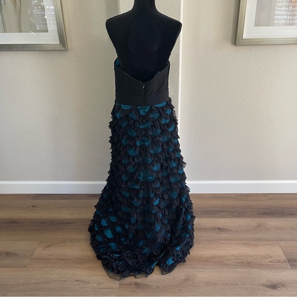 NWT Bicici & Coty Form Gown/Dress | L - Picture 6 of 10